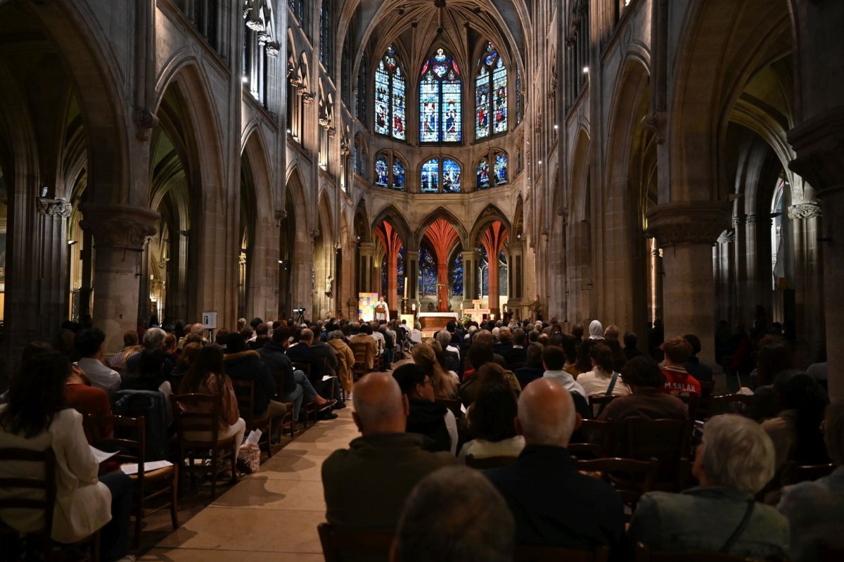 Catéchèse sur le sacrement de confirmation. Lundi 12 mai 2025. © Marie-Christine Bertin / Diocèse de Paris.