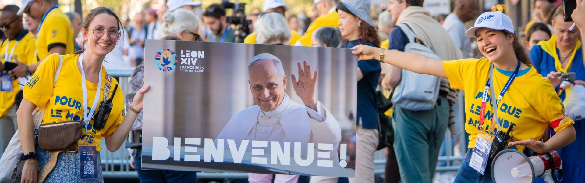 Trajet en papamobile du pape Léon XIV. (c) Marvin Prevost / Diocèse de Paris.