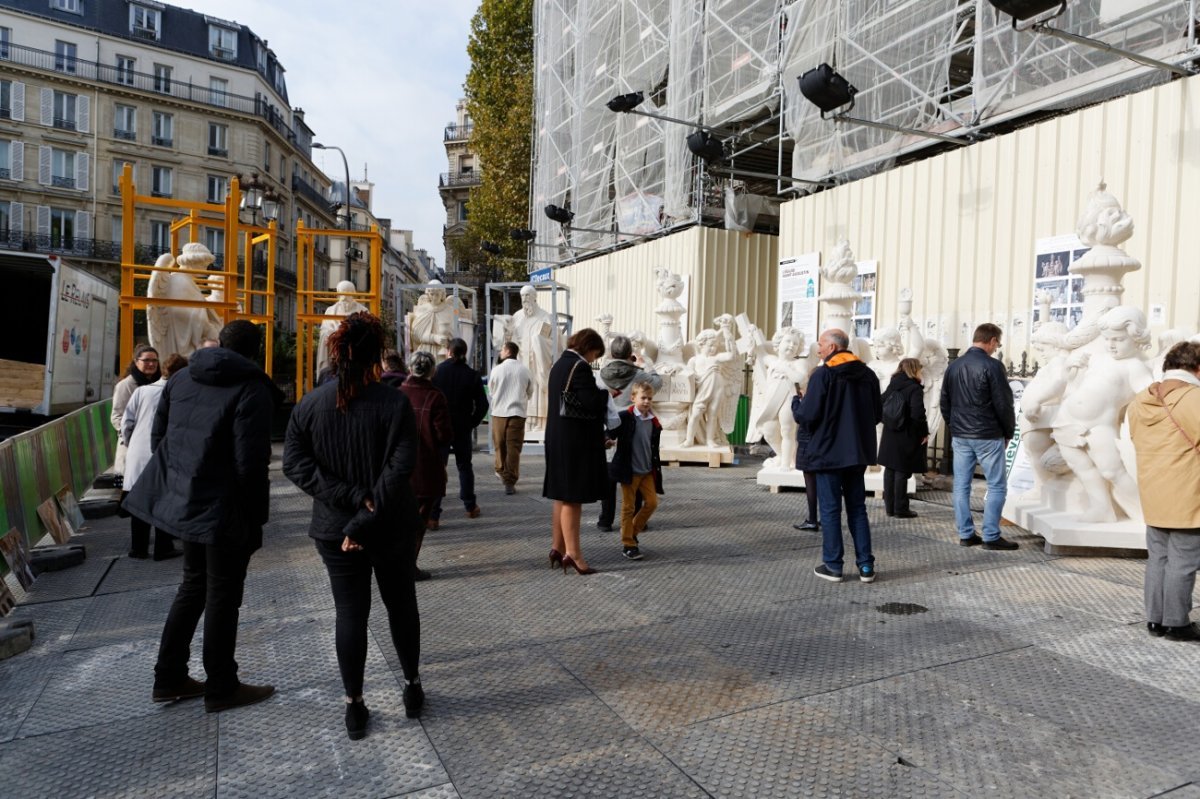 La bénédiction des statues a eu lieu le vendredi 3 novembre 2017. © Yannick Boschat / Diocèse de Paris.