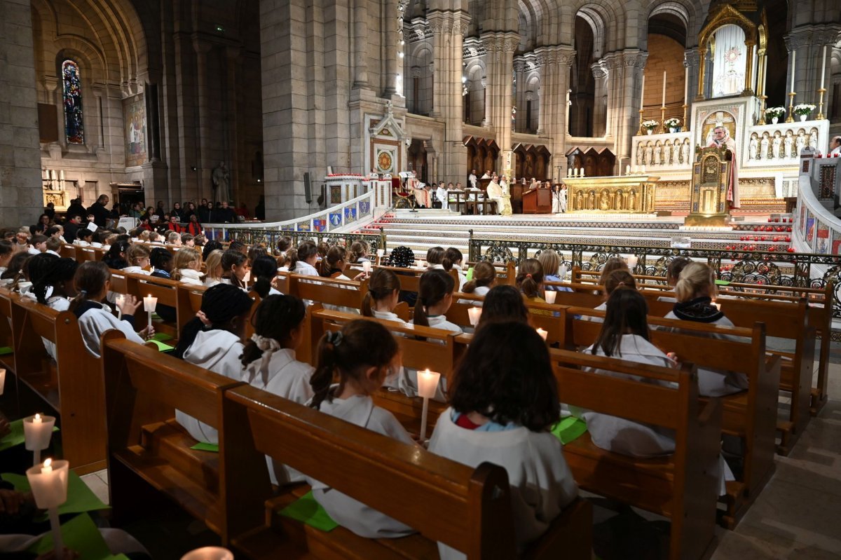 Rassemblement des jeunes au service de la liturgie 2023. © Marie-Christine Bertin / Diocèse de Paris.