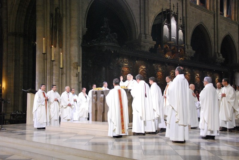 La liturgie eucharistique. © Pierre-Louis Lensel / Diocèse de Paris 