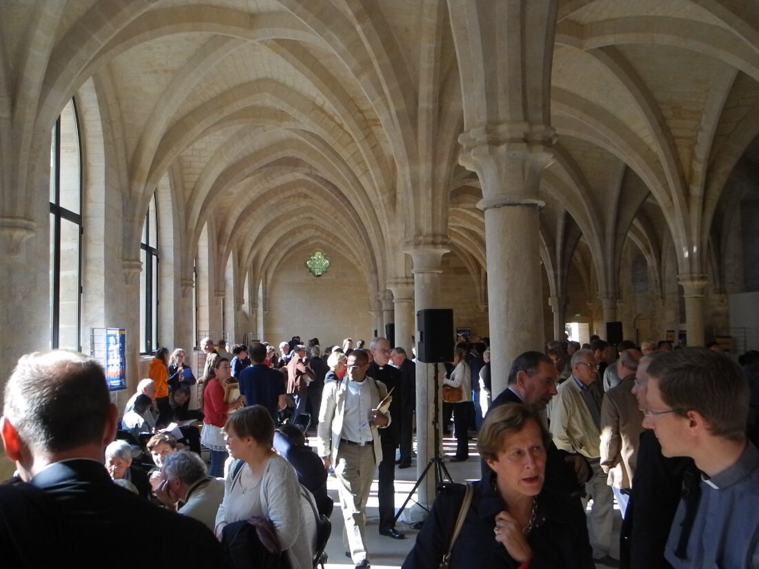 L'ensemble des paroisses de Paris étaient représentées.. 