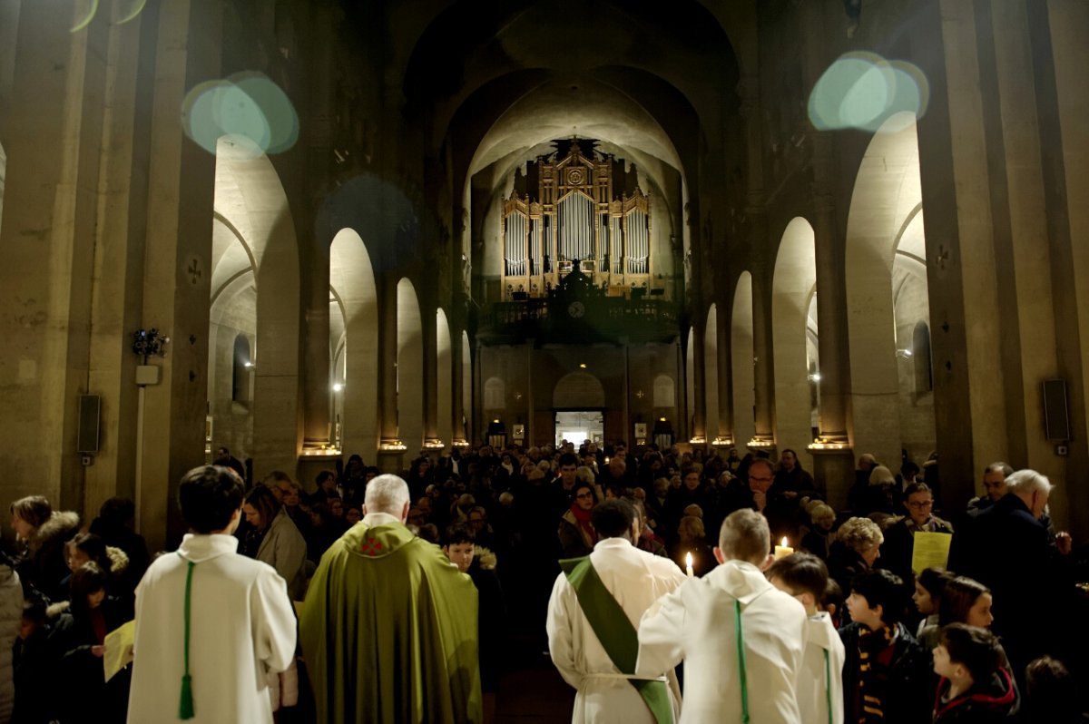 Soirée sainte Geneviève à Saint-Lambert (15e). © Trung Hieu Do / Diocèse de Paris.