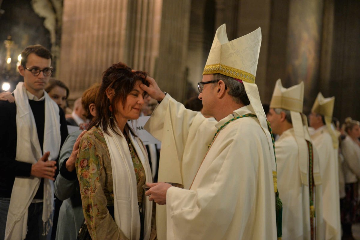 Confirmations d'adultes 2019. © Marie Christine Bertin / Diocèse de Paris.