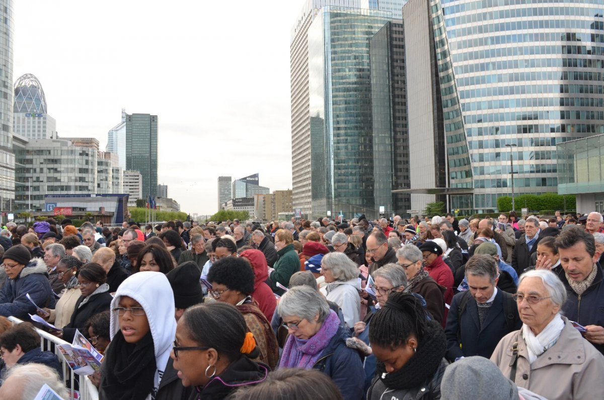 Rassemblement “Pâques 2017” à La Défense. 