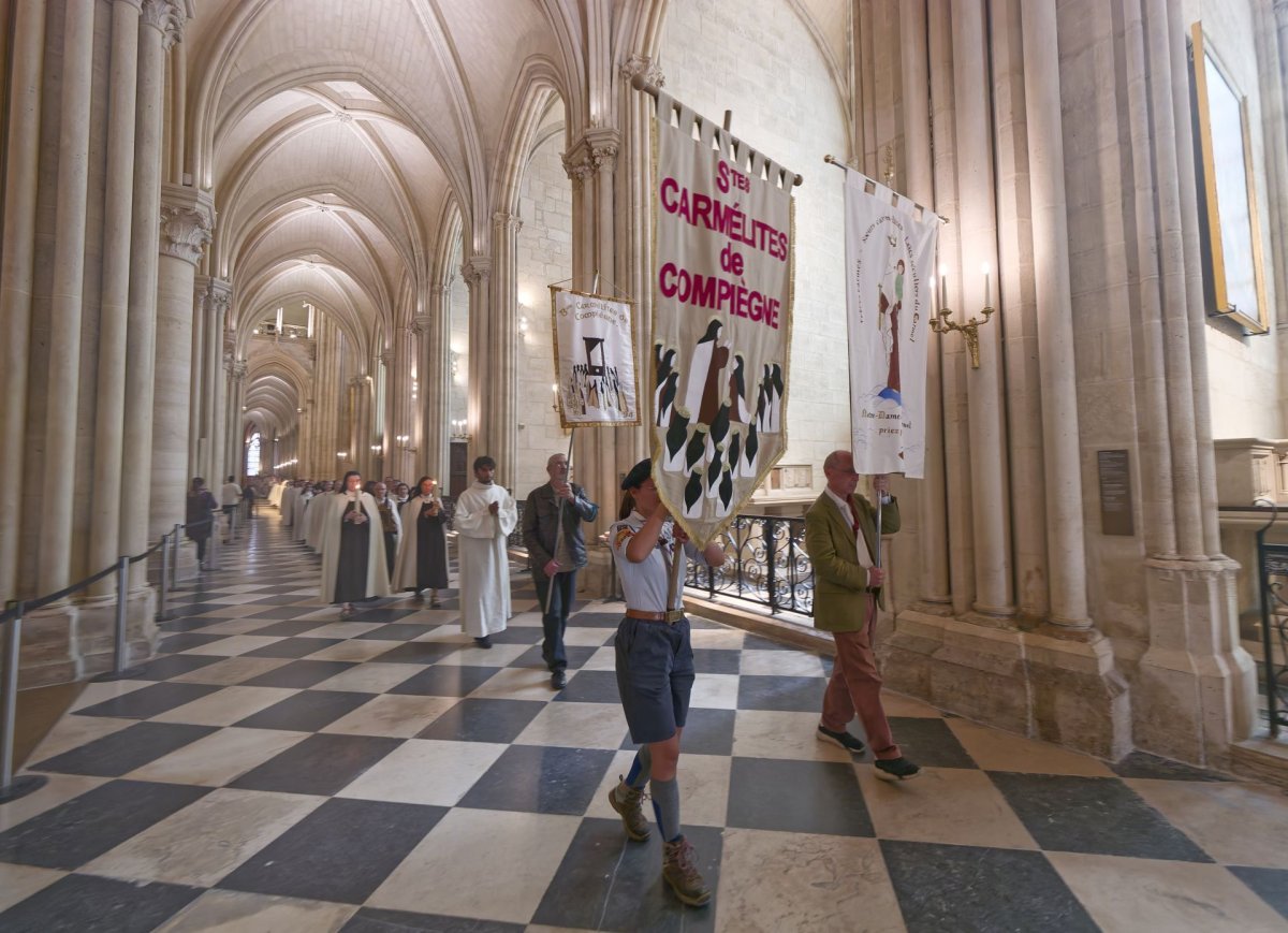 Messe d'action de grâce pour la canonisation des 16 carmélites de Compiègne. © Yannick Boschat / Diocèse de Paris.