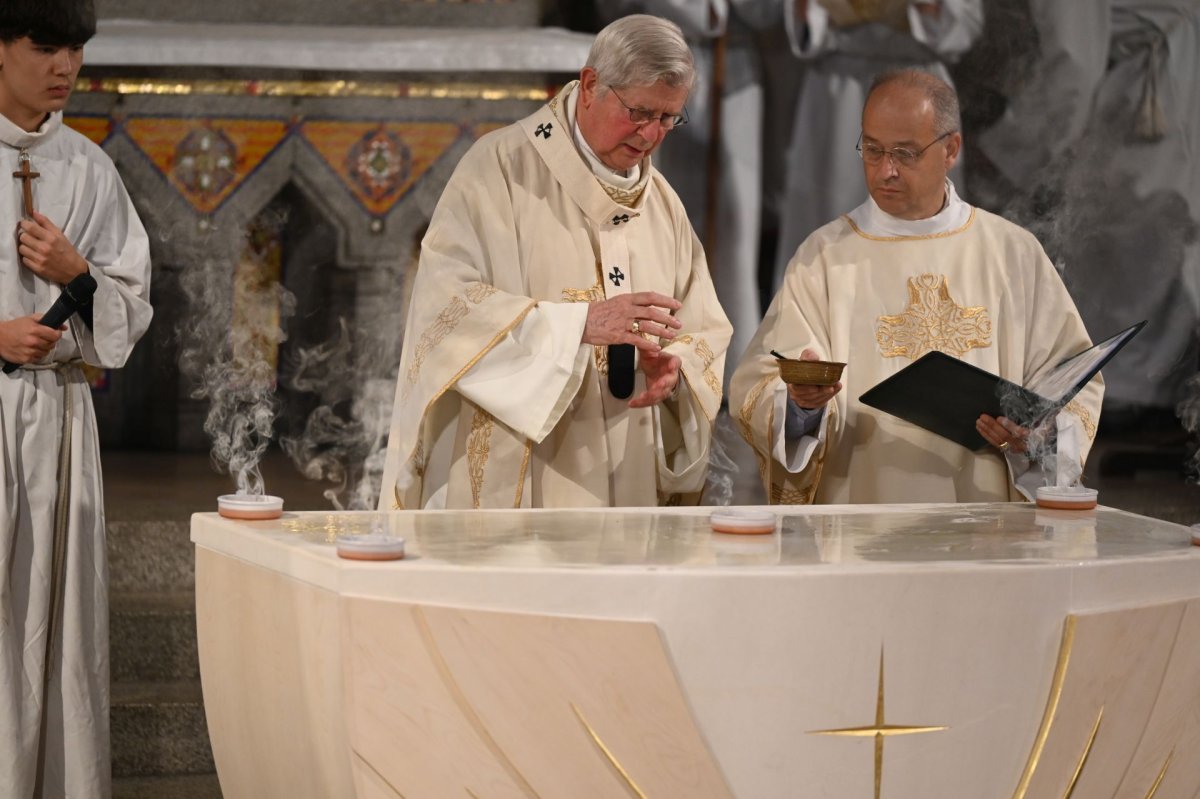 Messe à Saint-Michel (17e) à l'occasion du centenaire de l'église (…). © Marie-Christine Bertin / Diocèse de Paris.