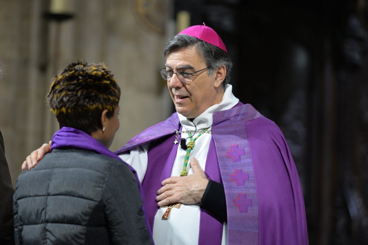 Appel décisif des catéchumènes, célébration de 10h. © Marie-Christine Bertin / Diocèse de Paris.