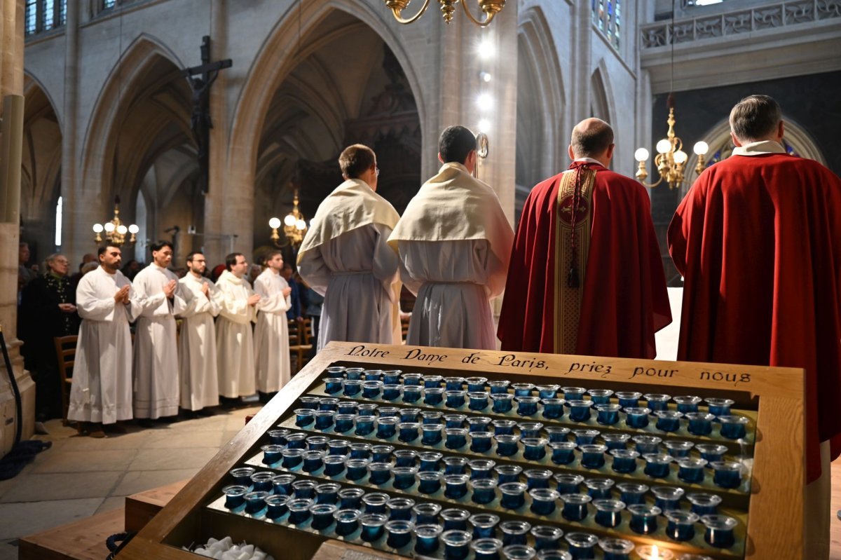 Messe de rentrée du Séminaire avec rite d'admission des candidats au (…). © Marie-Christine Bertin / Diocèse de Paris.