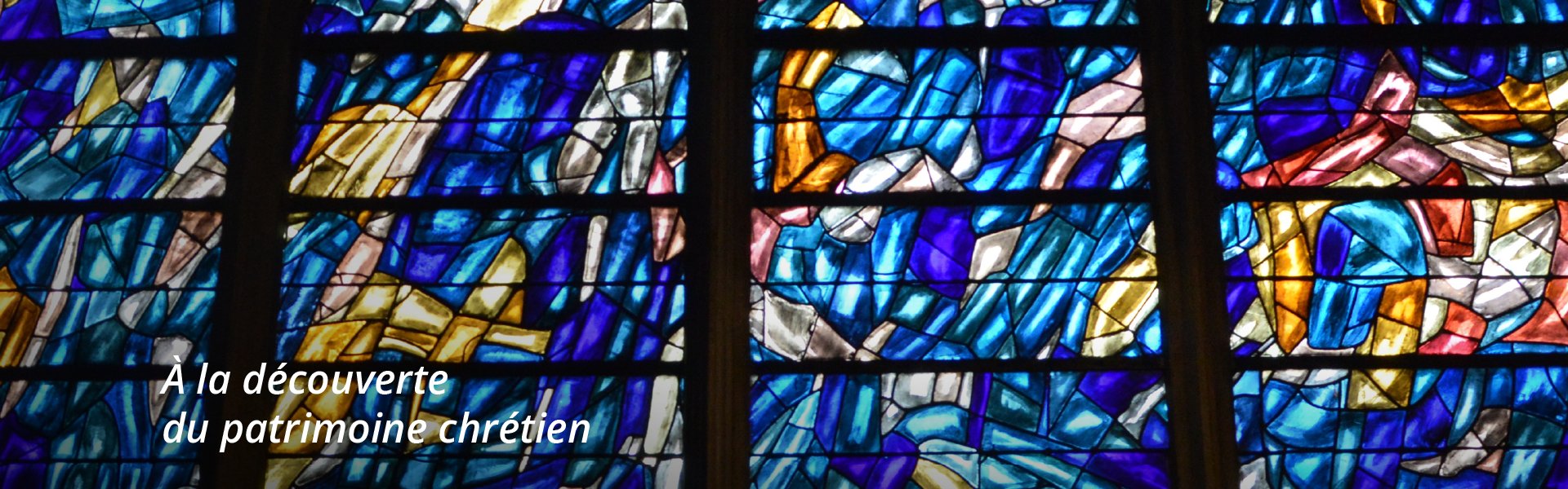 Le baptême, vitrail de Bazaine à Saint-Séverin. (c) Pauline Quillon.