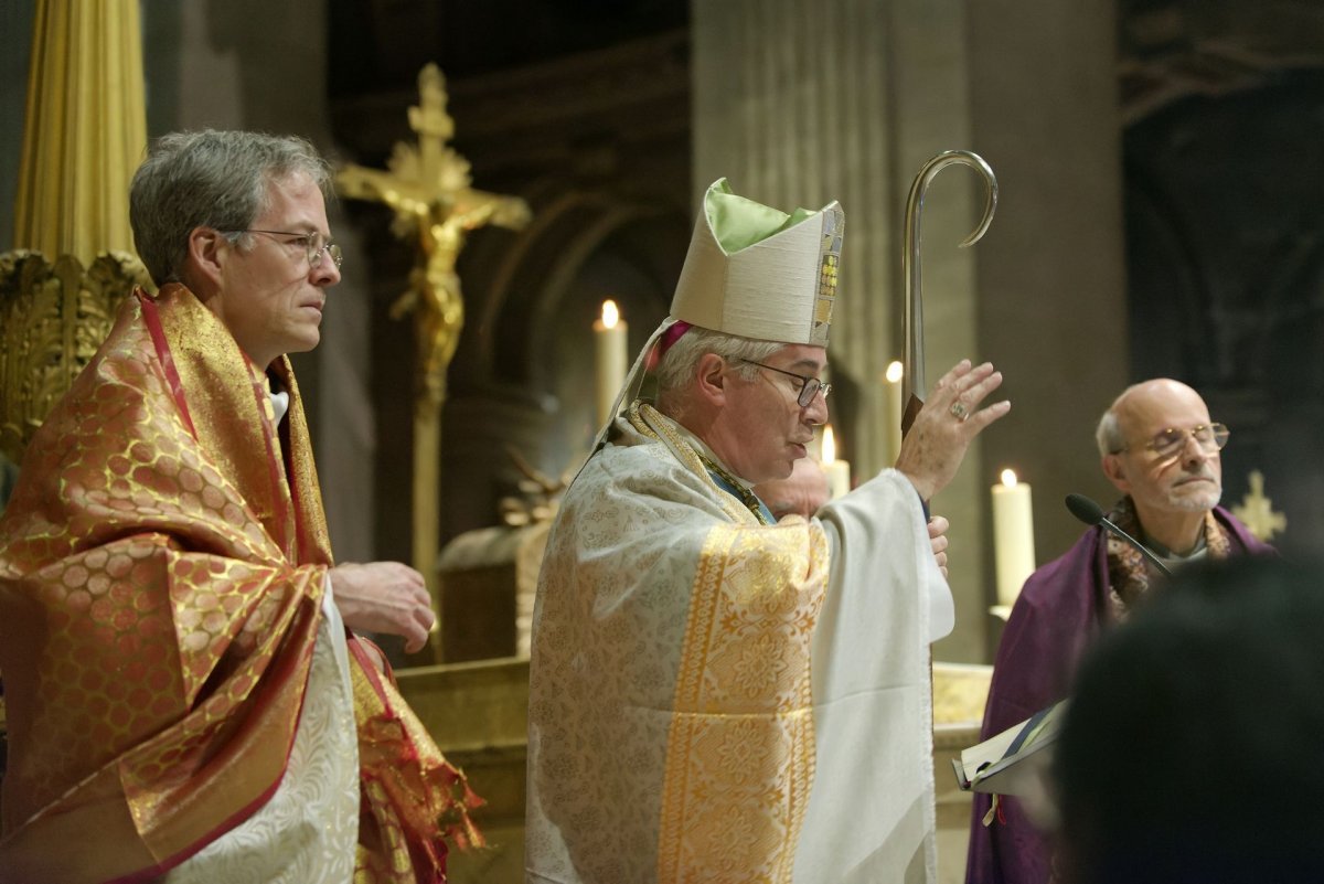 Veillée de prière à Notre Dame de la Santé à Saint-Sulpice. © Trung Hieu Do / Diocèse de Paris.