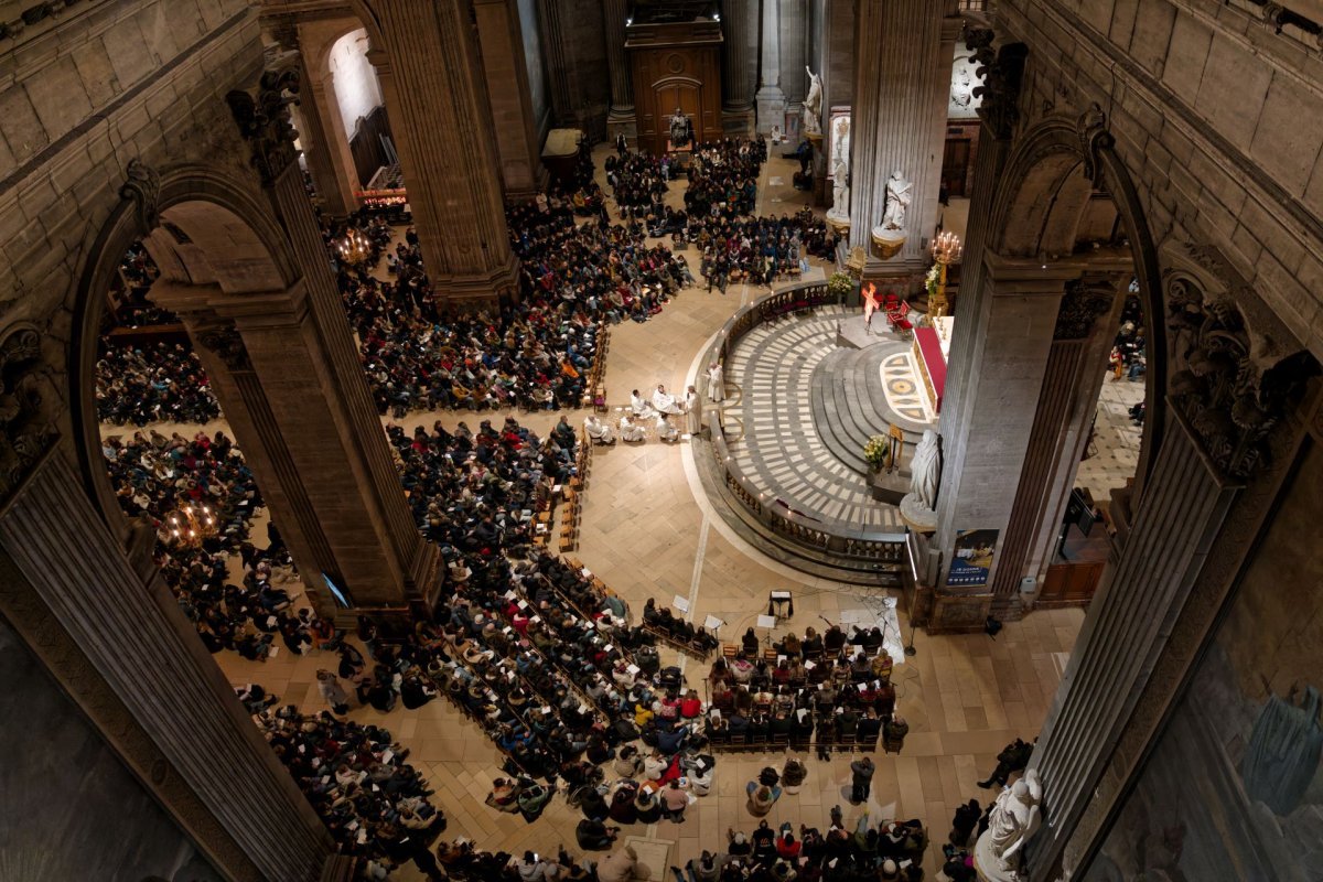 Prière du soir à Saint-Sulpice. © Yannick Boschat / Diocèse de Paris.