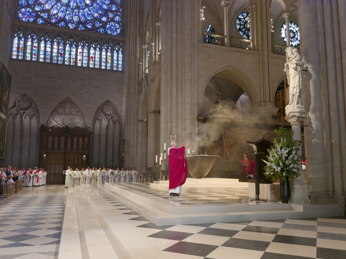 Ordinations sacerdotales 2025. © Yannick Boschat / Diocèse de Paris.