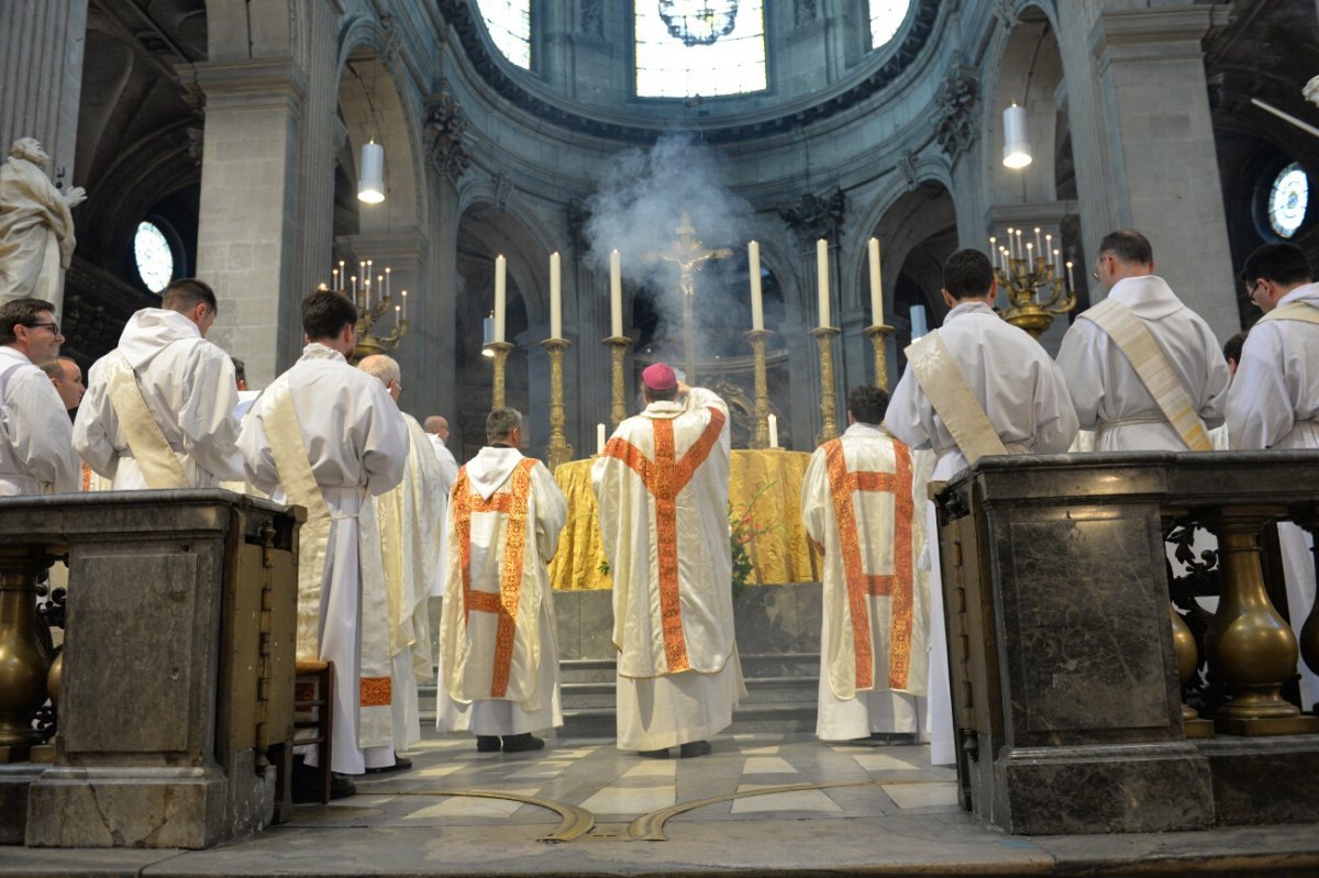 Messe pour les jeunes et les vocations. © Marie-Christine Bertin / Diocèse de Paris.