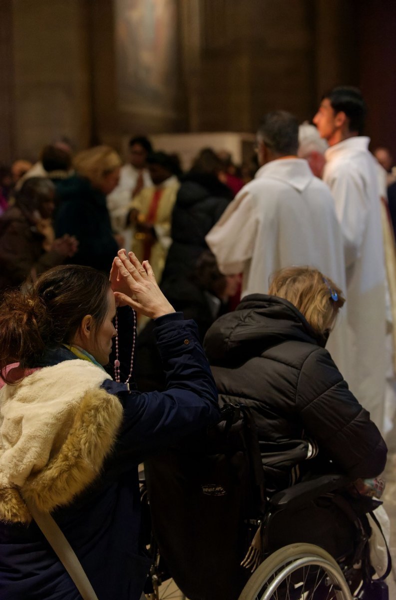 Veillée de prière à Notre Dame de la Santé à Saint-Sulpice. © Trung Hieu Do / Diocèse de Paris.