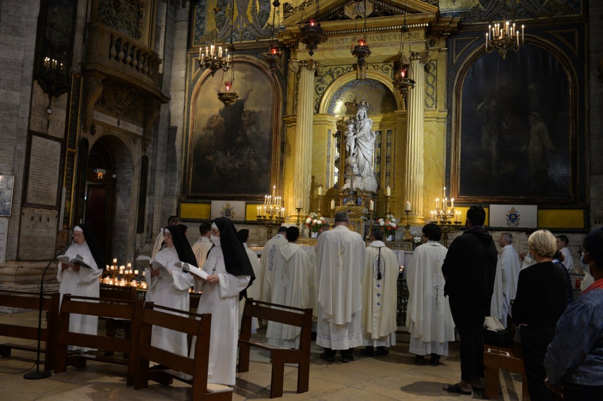 Messe des nouveaux prêtres à Notre-Dame des Victoires. © Marie-Christine Bertin / Diocèse de Paris.