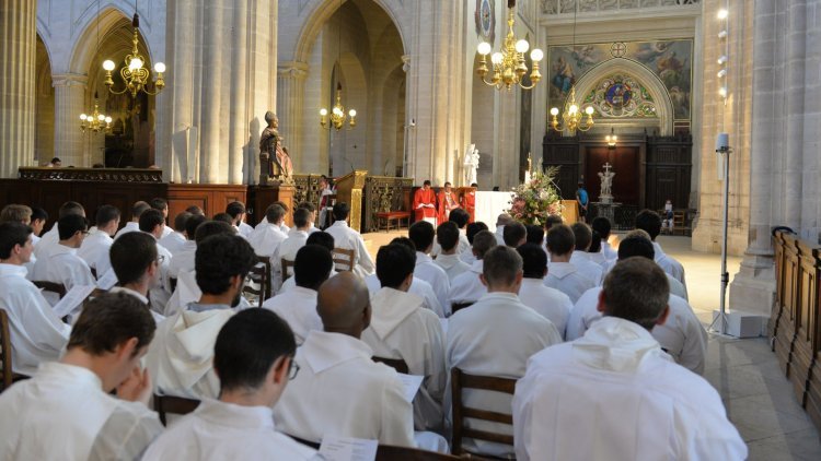 Ordination Sacerdotale - Séminaire De Paris - Diocèse De Paris