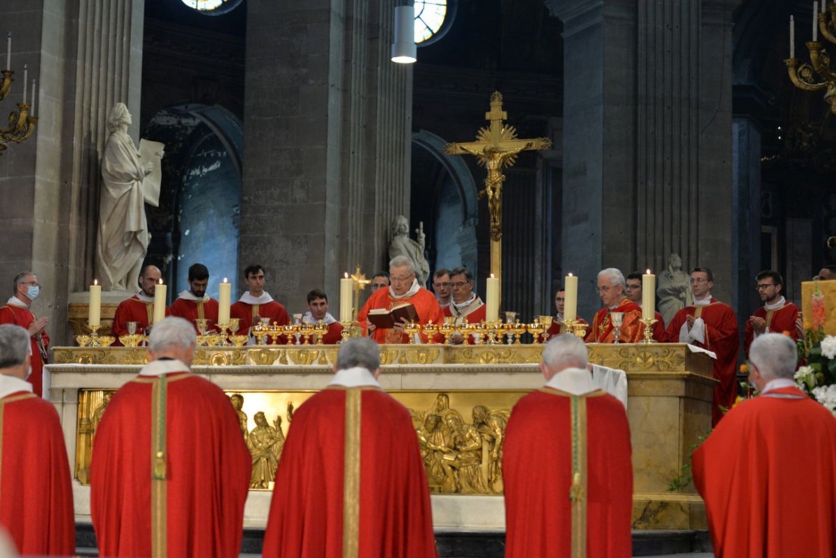 Ordinations sacerdotales 2021 à Saint-Sulpice. © Marie-Christine Bertin / Diocèse de Paris.