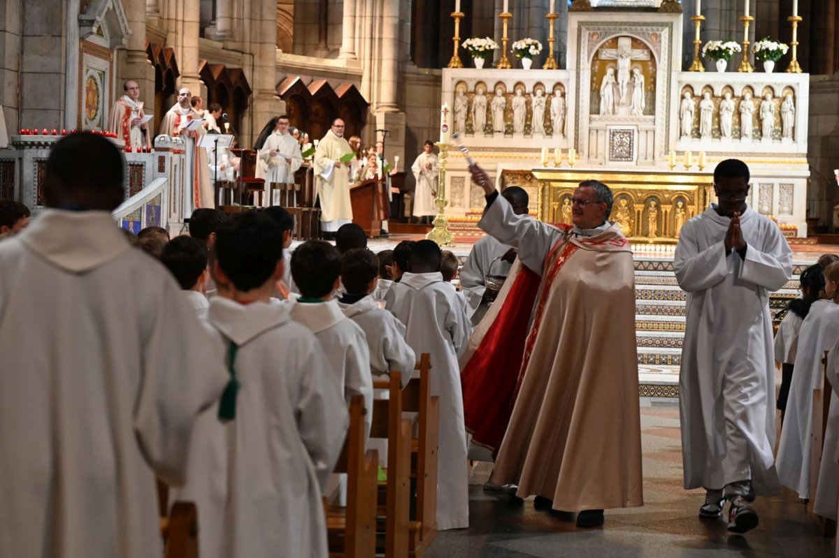 Rassemblement des jeunes au service de la liturgie 2023. © Marie-Christine Bertin / Diocèse de Paris.