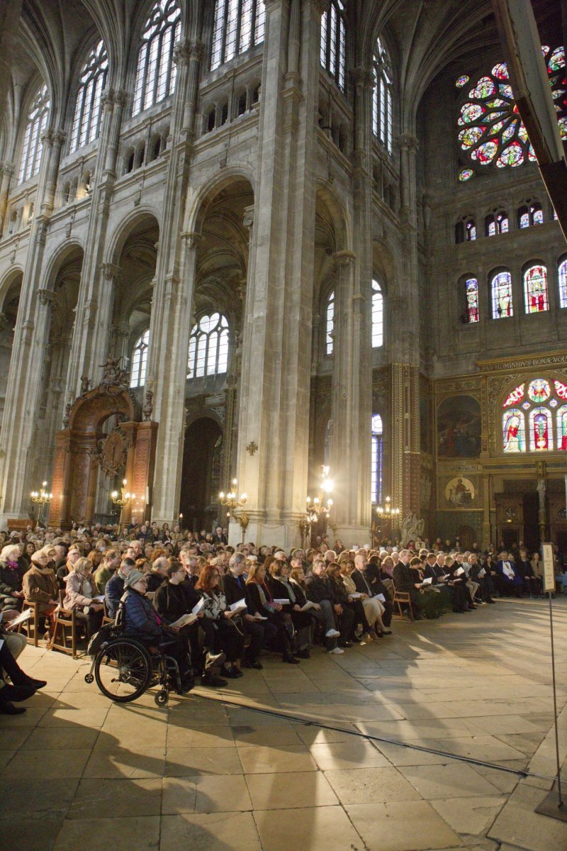 Messe des 800 ans et bénédiction de la façade rénovée de Saint-Eustache. © Yannick Boschat / Diocèse de Paris.