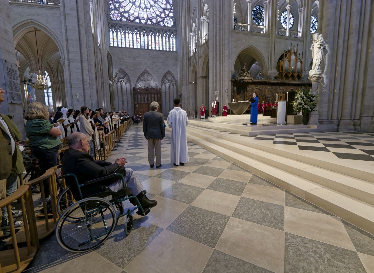 Messe d'action de grâce pour la canonisation des 16 carmélites de Compiègne. © Yannick Boschat / Diocèse de Paris.