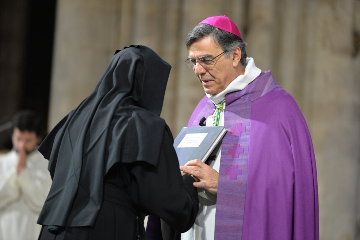 Appel décisif des catéchumènes, célébration de 15h. © Marie-Christine Bertin / Diocèse de Paris.