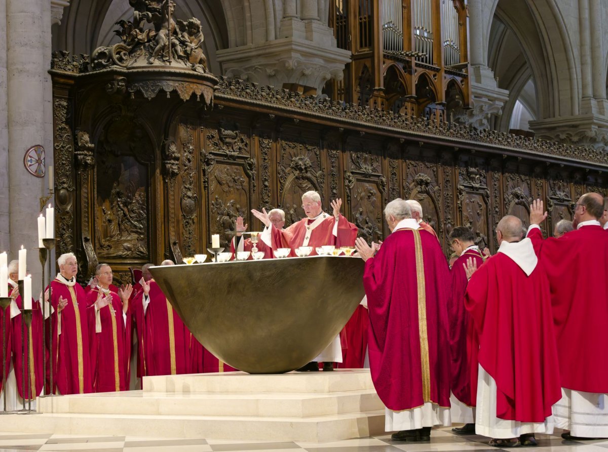 Messe d'action de grâce pour la canonisation des 16 carmélites de Compiègne. © Yannick Boschat / Diocèse de Paris.