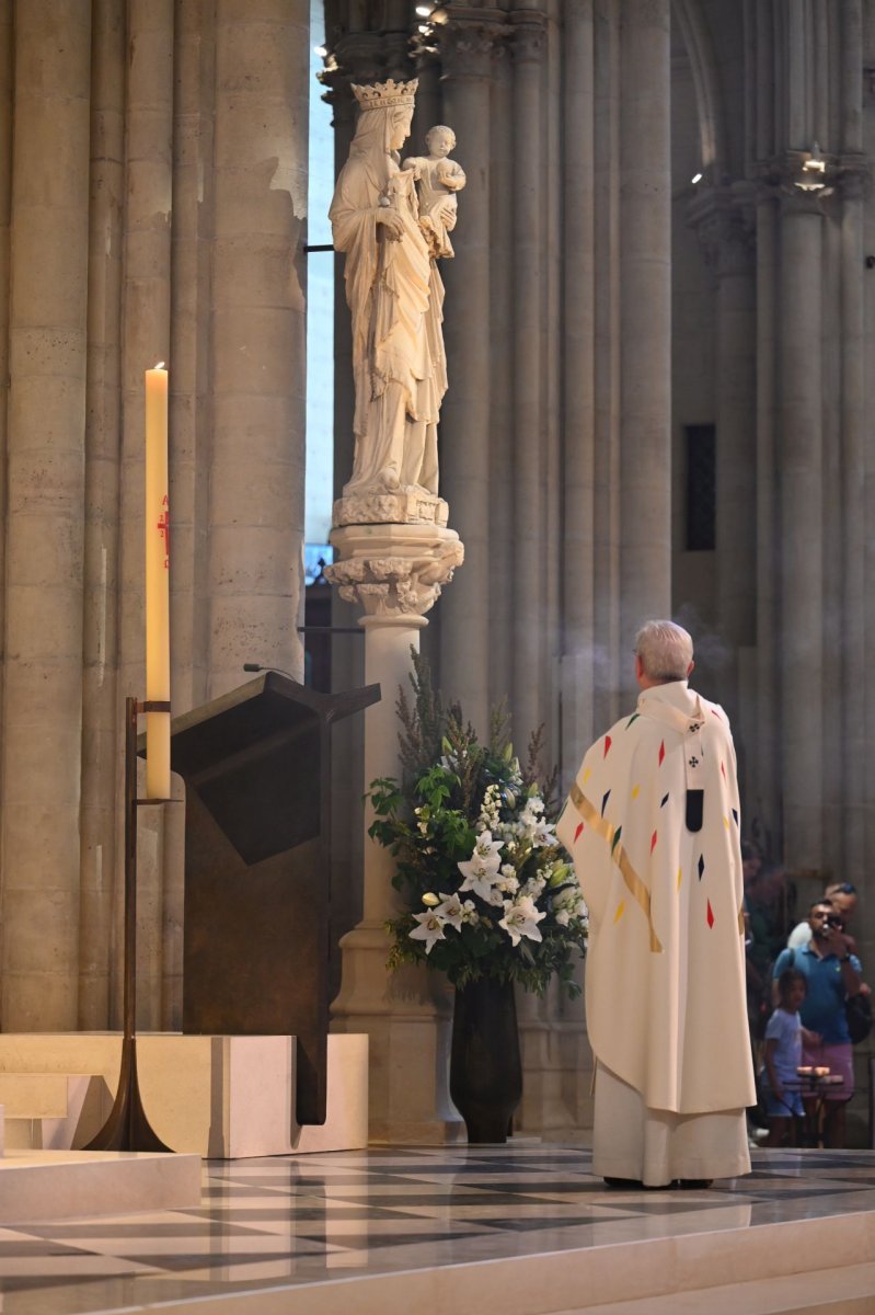 Consécration dans l'Ordre des Vierges 2025. © Marie-Christine Bertin / Diocese de Paris.