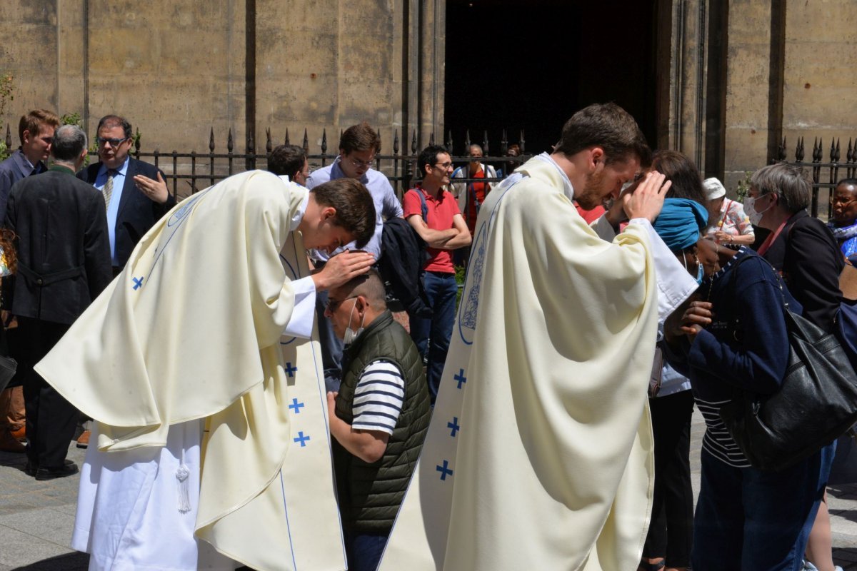 Messe des nouveaux prêtres à Notre-Dame des Victoires. © Marie-Christine Bertin / Diocèse de Paris.