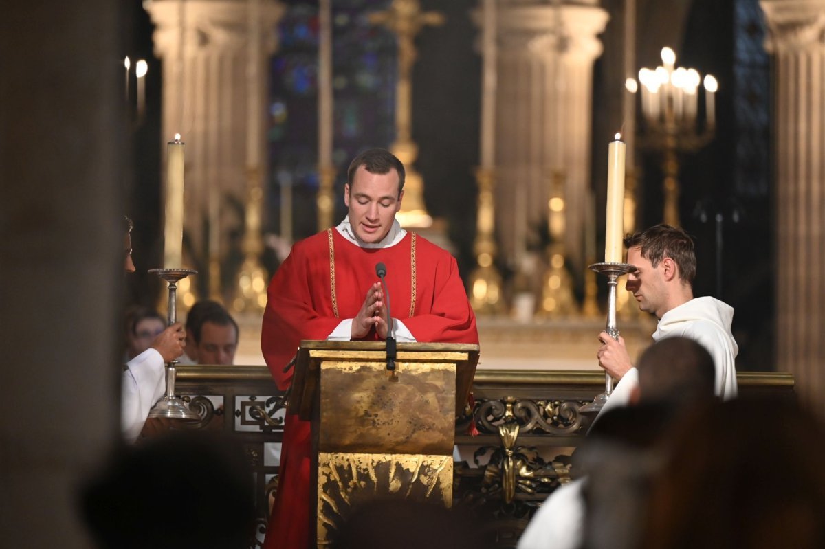 Messe de rentrée du Séminaire avec rite d'admission des candidats au (…). © Marie-Christine Bertin / Diocèse de Paris.