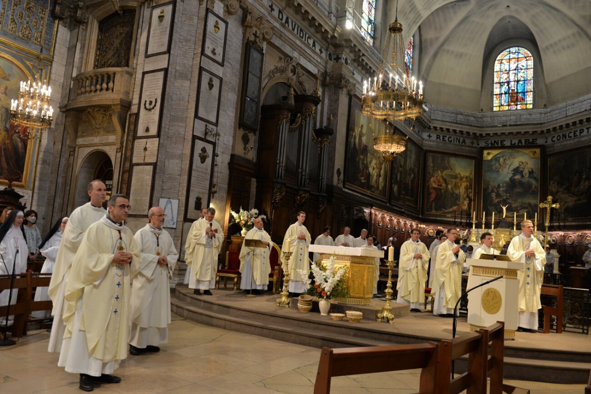 Messe des nouveaux prêtres à Notre-Dame des Victoires. © Marie-Christine Bertin / Diocèse de Paris.