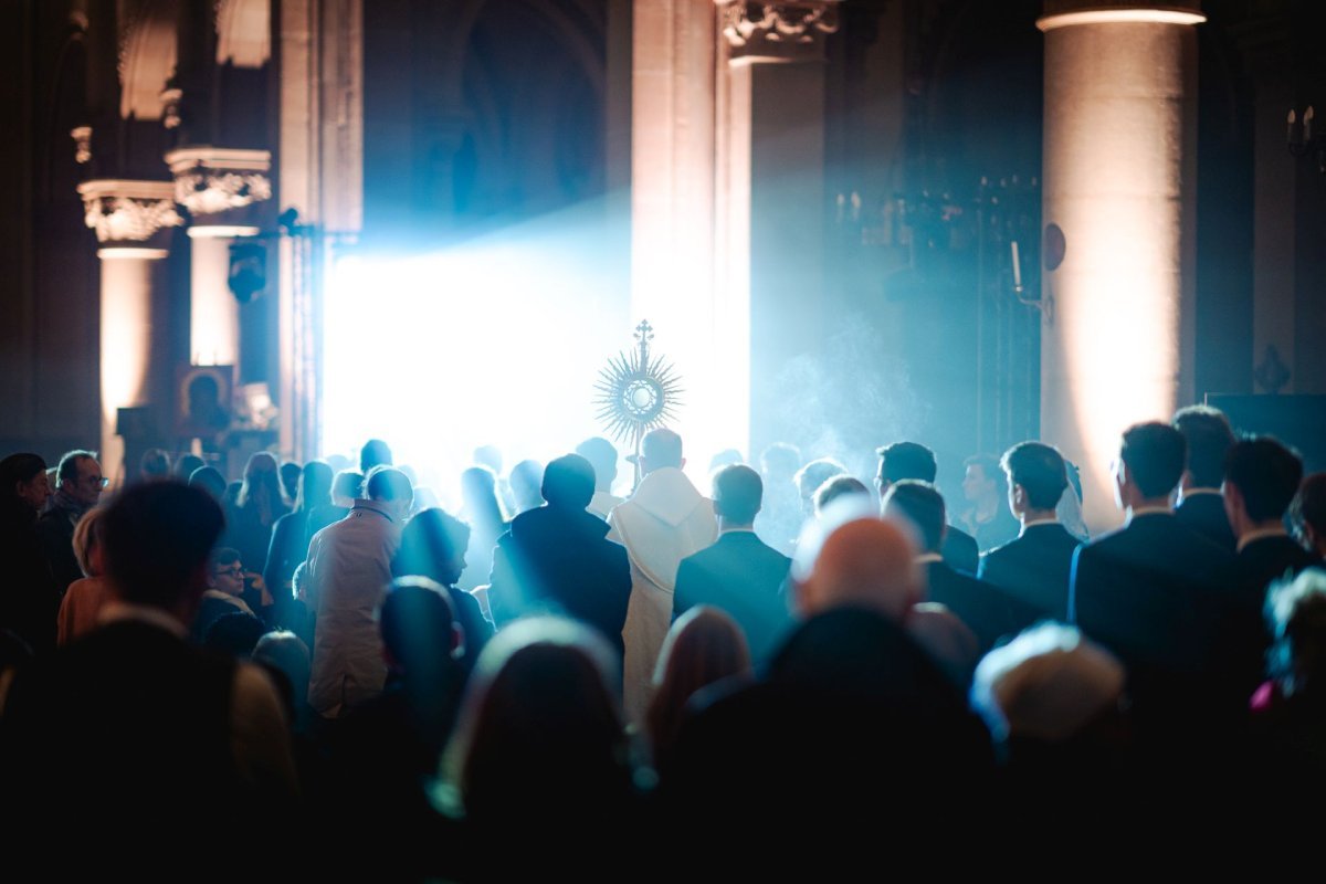 Nuit de l'Espérance à Saint-Ambroise. © Dylan Guidez / Diocèse de Paris.