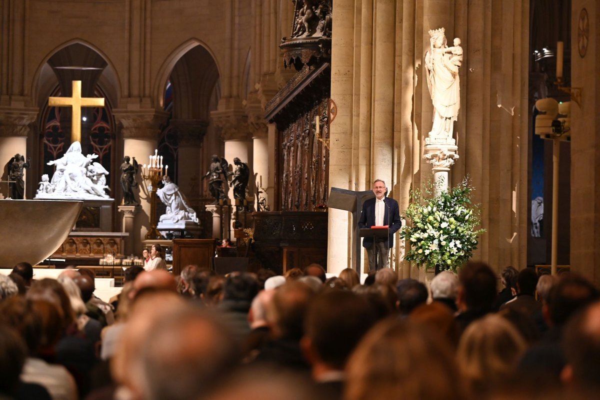 Veillée à Notre-Dame de Paris. © Marie-Christine Bertin / Diocèse de Paris.