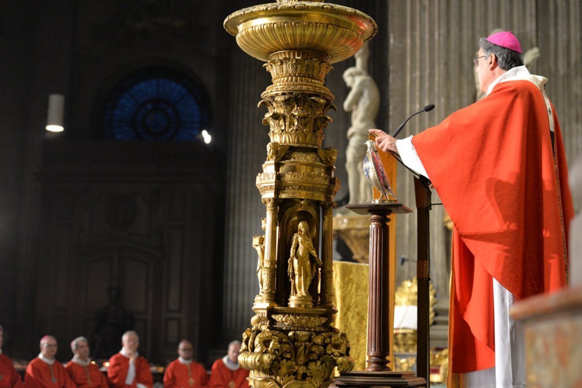 Confirmation d'adultes 2019. © Marie-Christine Bertin / Diocèse de Paris.