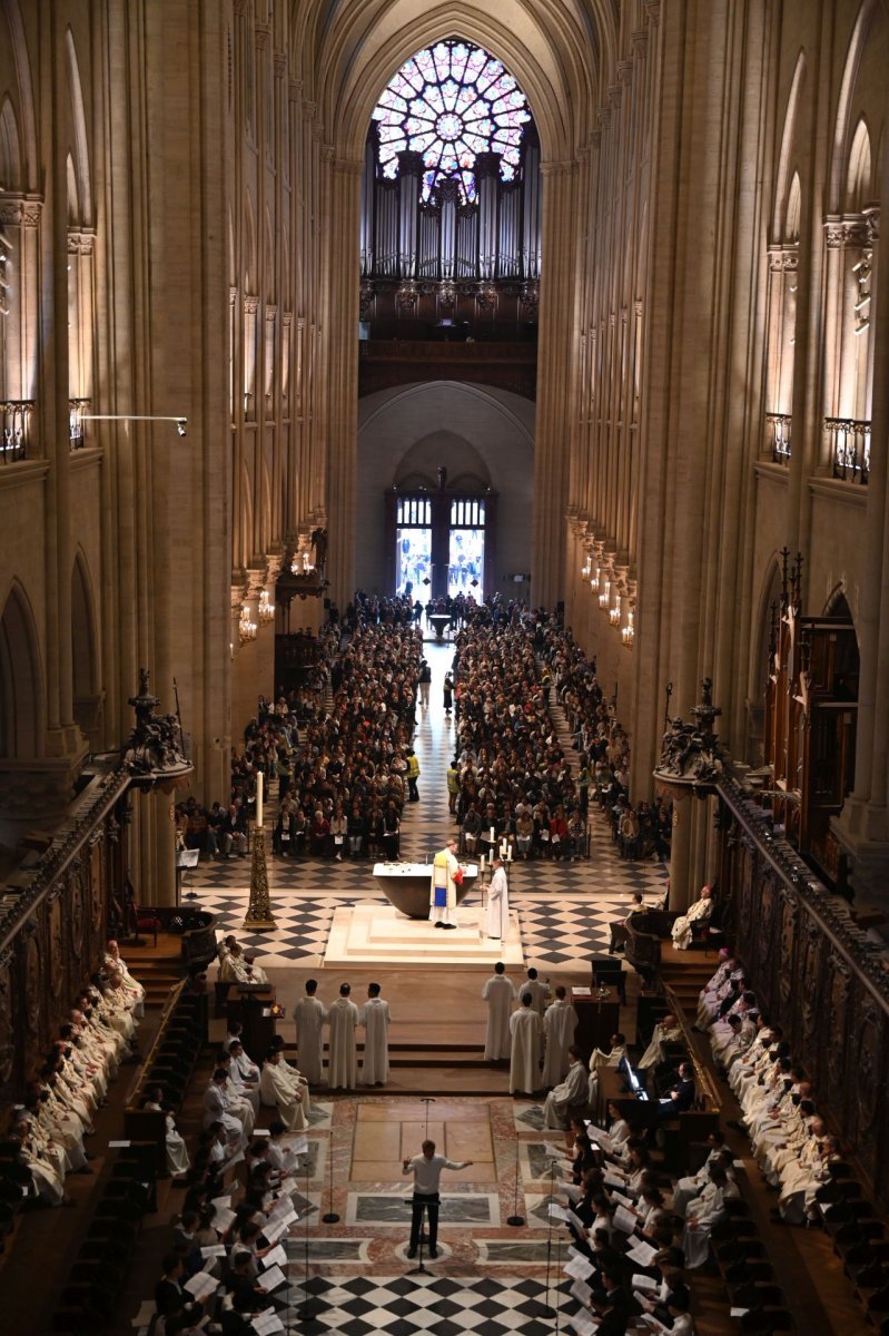 Messe des Jeunes à Notre-Dame de Paris. © Marie-Christine Bertin / Diocèse de Paris.