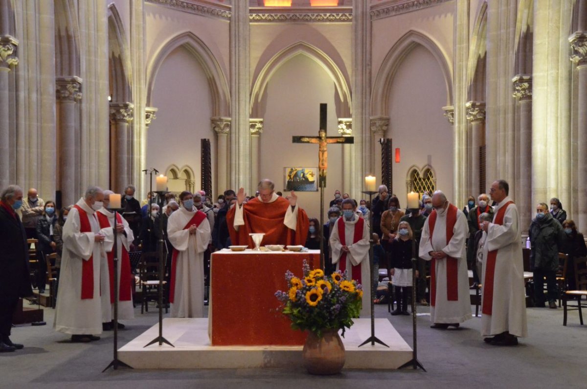 Hommage aux jésuites martyrs de la Commune de Paris en l'église (…). © Michel Pourny / Diocèse de Paris.