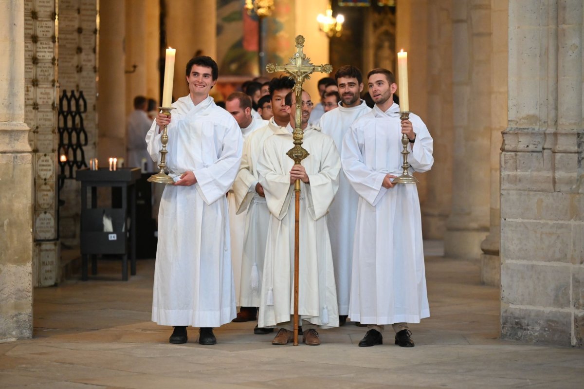 Messe de rentrée du séminaire 2025 avec rite d'admission des candidats (…). © Marie-Christine Bertin / Diocèse de Paris.