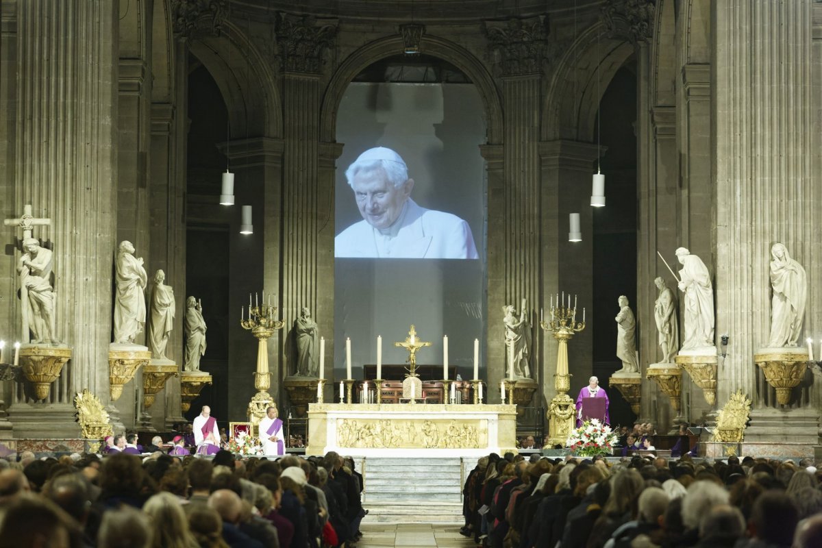 Messe d'action de grâce pour Benoît XVI à Saint-Sulpice. Mercredi 4 janvier 2023 © Yannick Boschat / Diocèse de Paris.