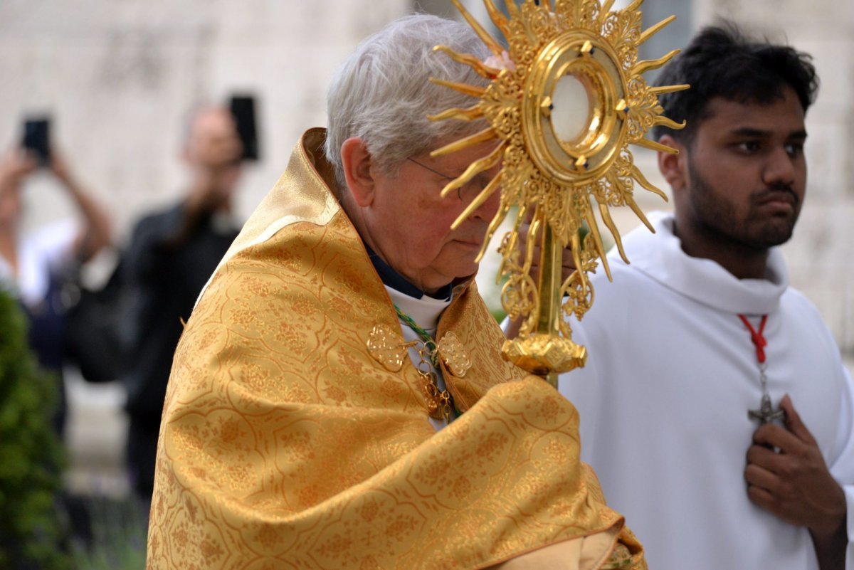 Fête-Dieu au Sacré-Cœur de Montmartre. © Marie-Christine Bertin / Diocèse de Paris.