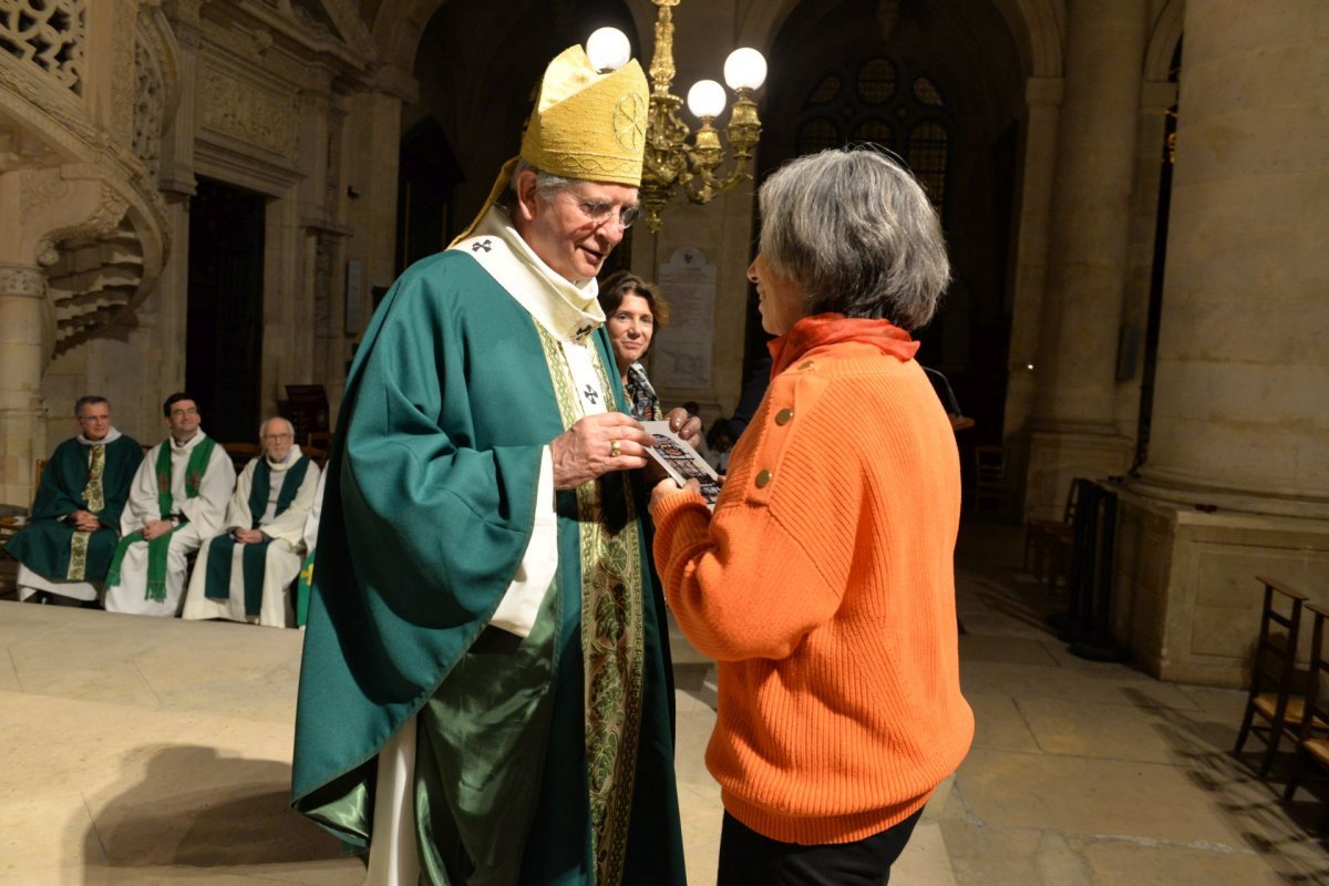 Envoi des baptisés en mission diocésaine. Mercredi 12 octobre 2022. © Marie-Christine Bertin / Diocèse de Paris.