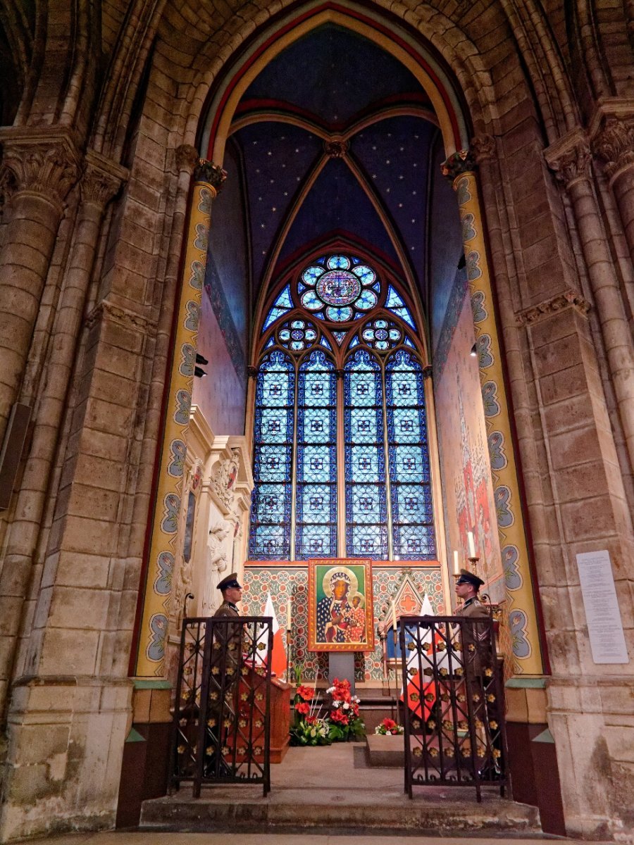 Inauguration de la chapelle Saint-Germain – Notre-Dame de Czestochowa, Reine (…). © Yannick Boschat / Diocèse de Paris.