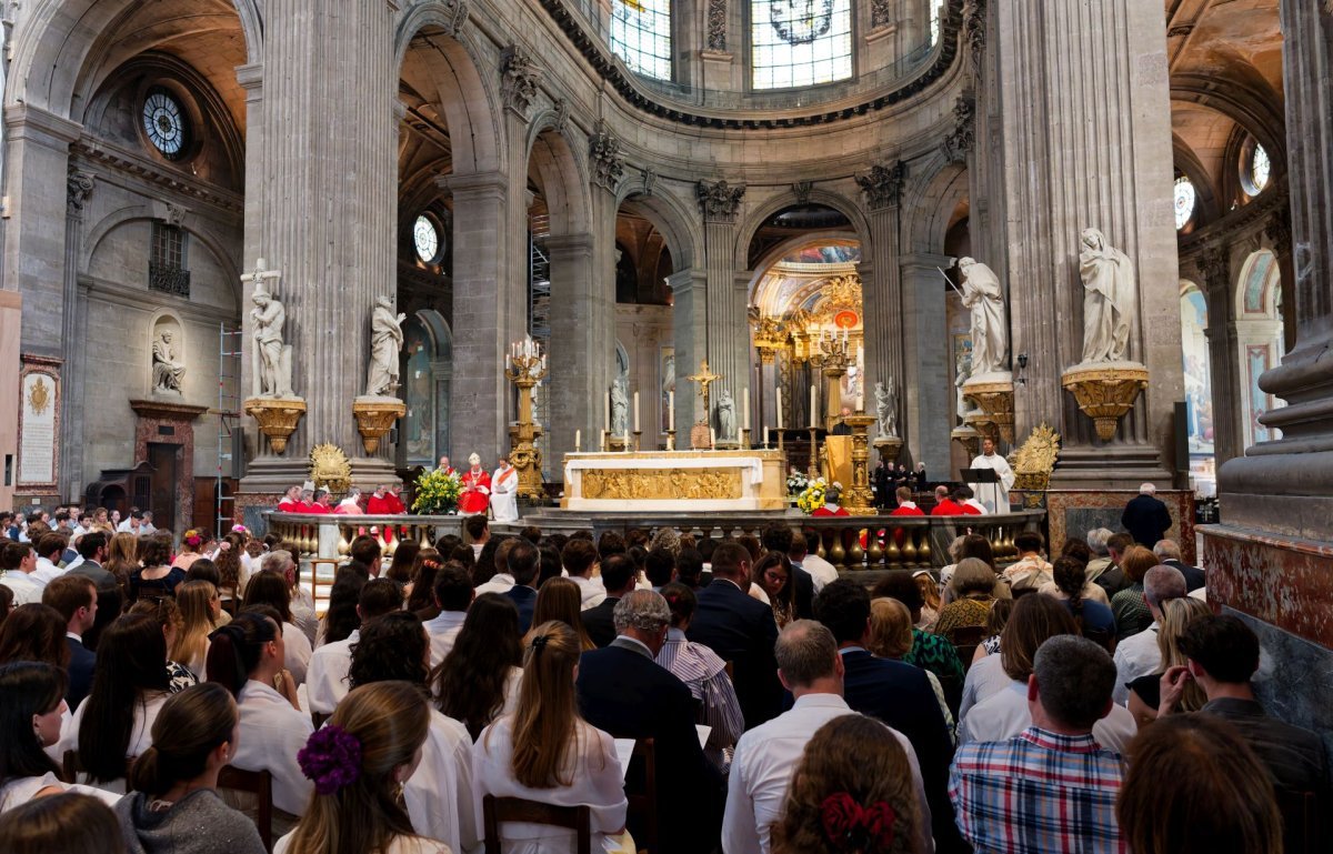 Confirmations d'adultes en mai 2026. Célébration du samedi 23 mai à 15h. © Yannick Boschat / Diocèse de Paris.