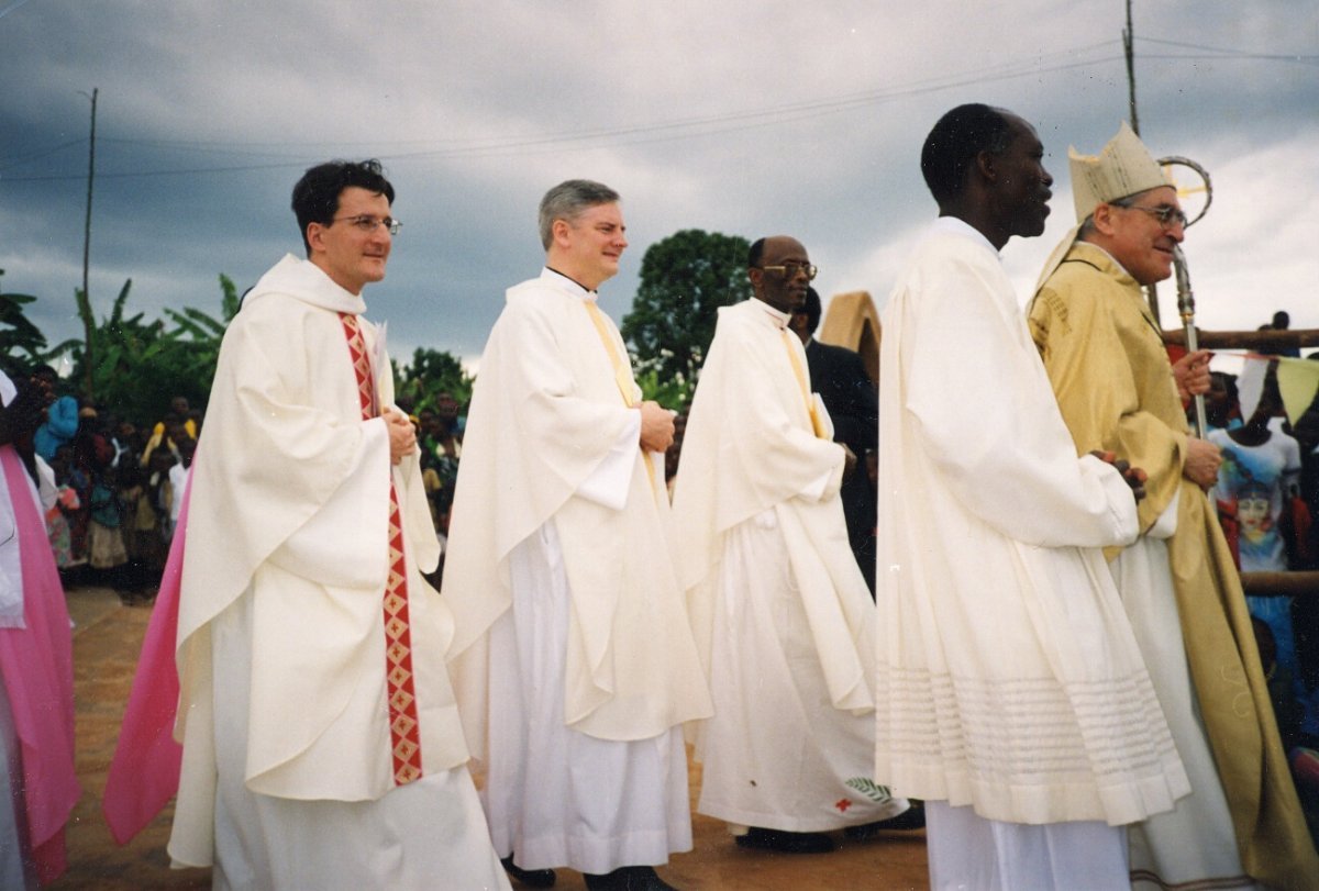 Au Burundi. En novembre 1998. 