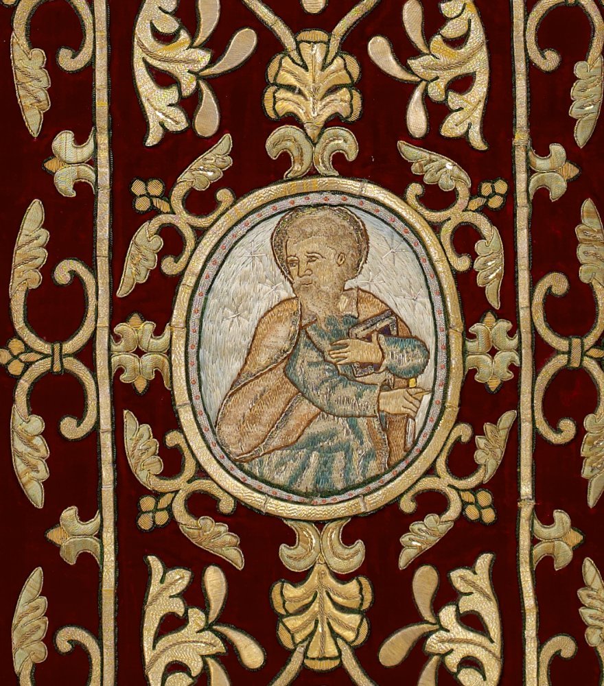 Chasuble de Saint-Louis en l'Île. © Claire Pignol.