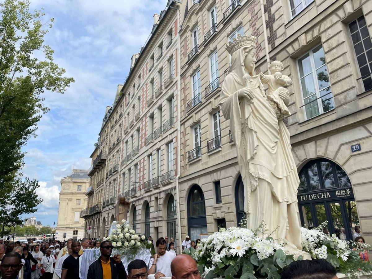 Procession de la Fête de l'Assomption 2023. © Aurélien Pasquet / Cathédrale Notre-Dame de Paris.