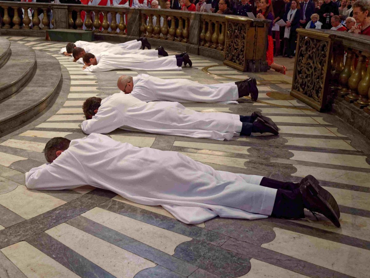 Ordinations de diacres permanents 2019. © Yannick Boschat / Diocèse de Paris.