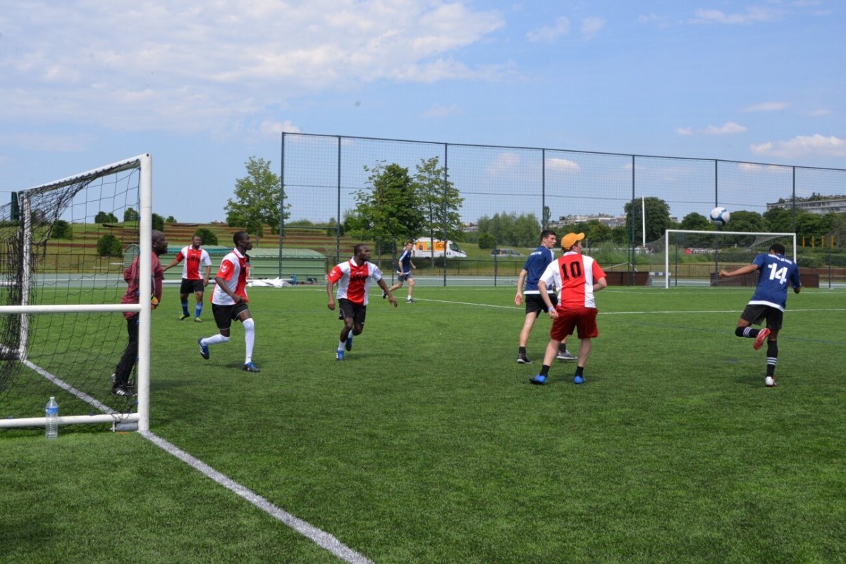 Tournoi de football. © Marie-Christine Bertin / Diocèse de Paris.