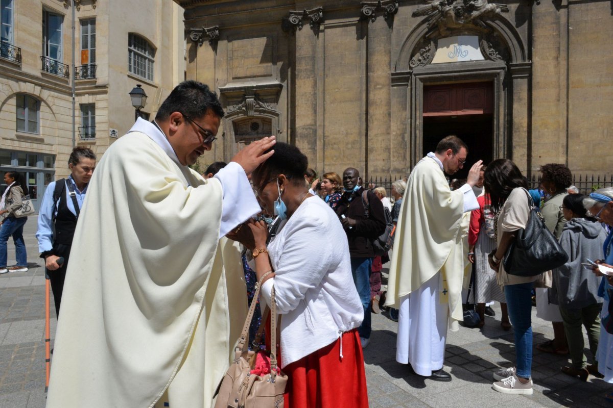 Messe des nouveaux prêtres à Notre-Dame des Victoires. © Marie-Christine Bertin / Diocèse de Paris.