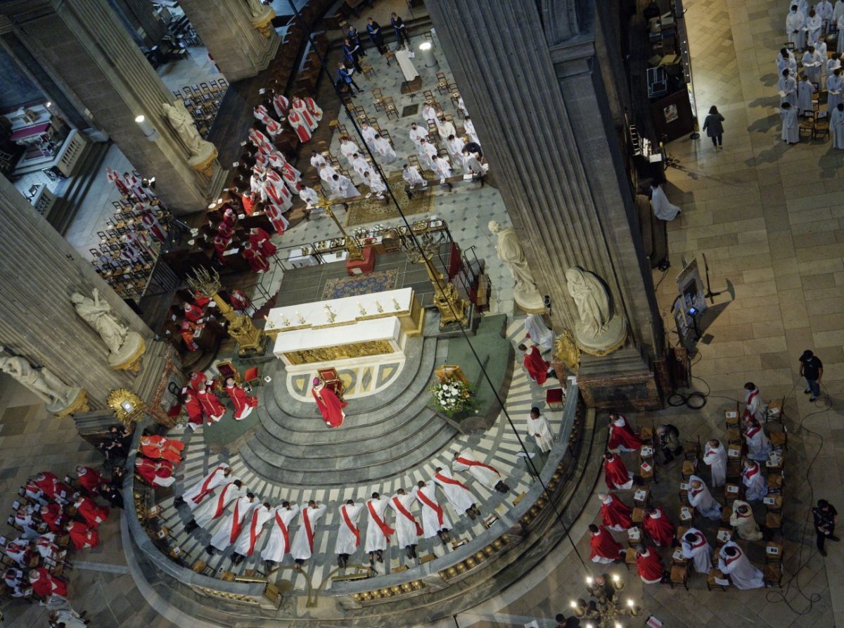 Ordinations sacerdotales 2021 à Saint-Sulpice. © Yannick Boschat / Diocèse de Paris.