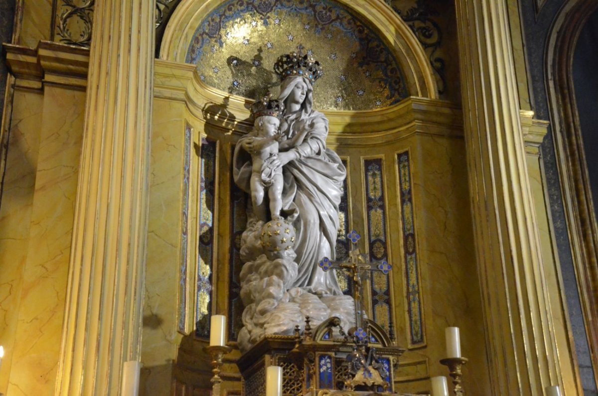 Anniversaire de la sauvegarde de la statue de Notre-Dame des Victoires lors (…). © Michel Pourny.